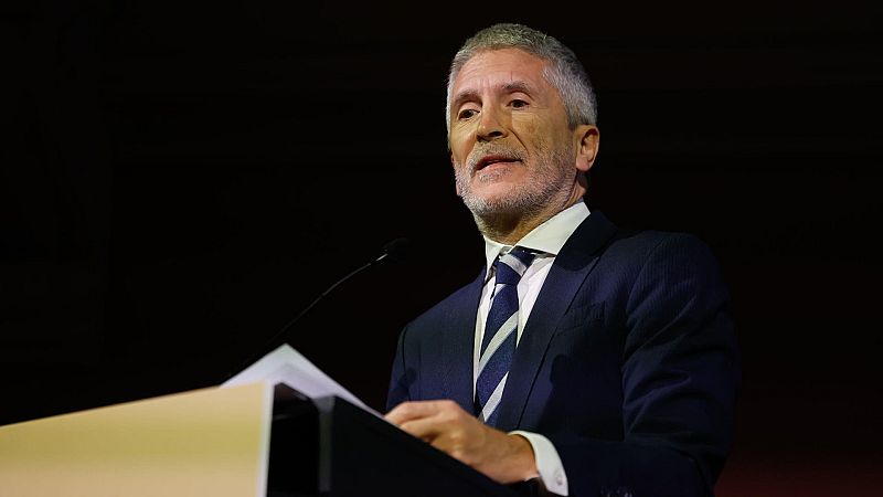 Marlaska sobre la denuncia a la mujer de Sánchez: "la única resolución hubiera sido el archivo" - Informativo 24h | Ver