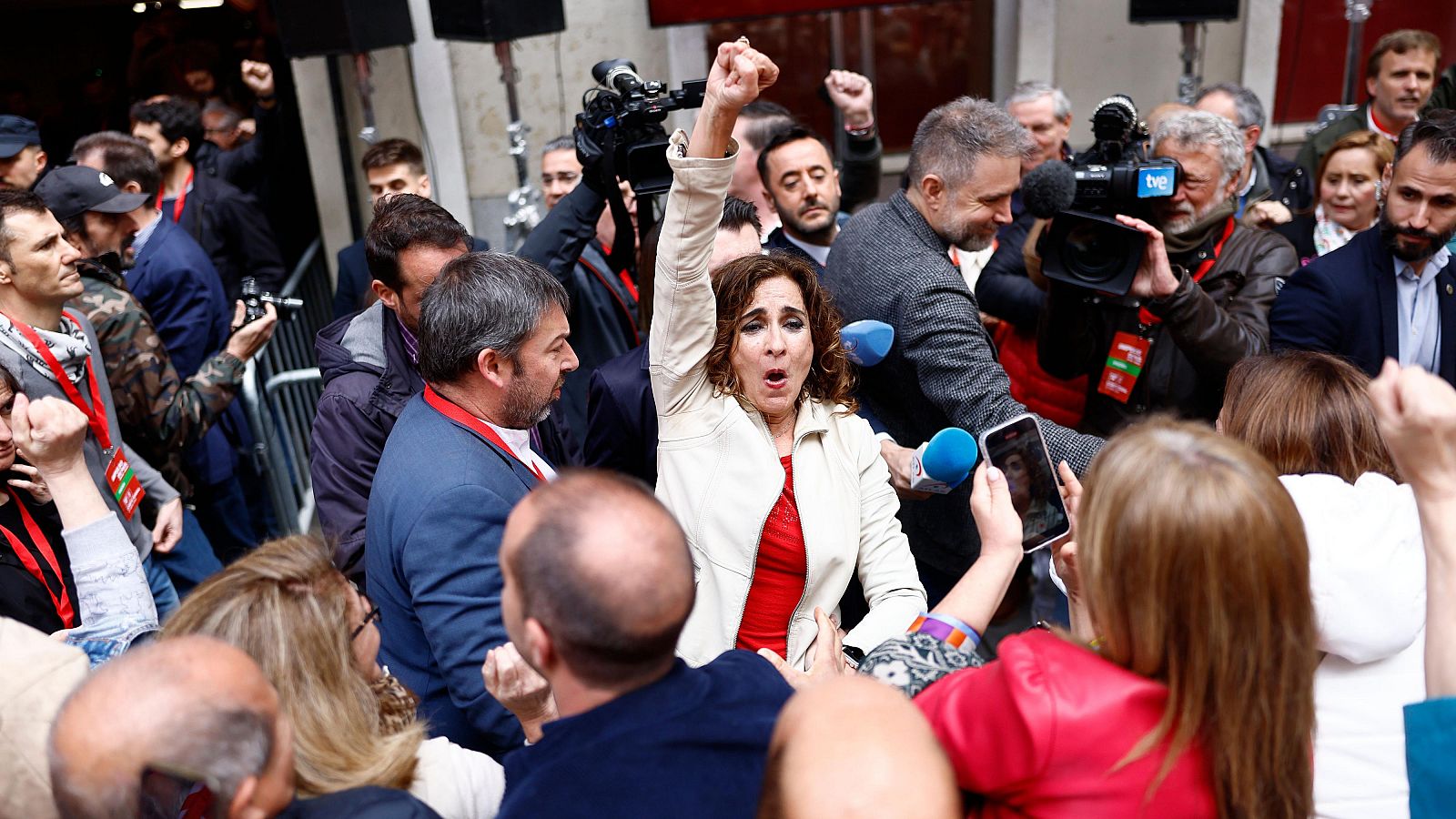 Telediario 1 en cuatro minutos - 27/04/24 - RTVE.es | Ver