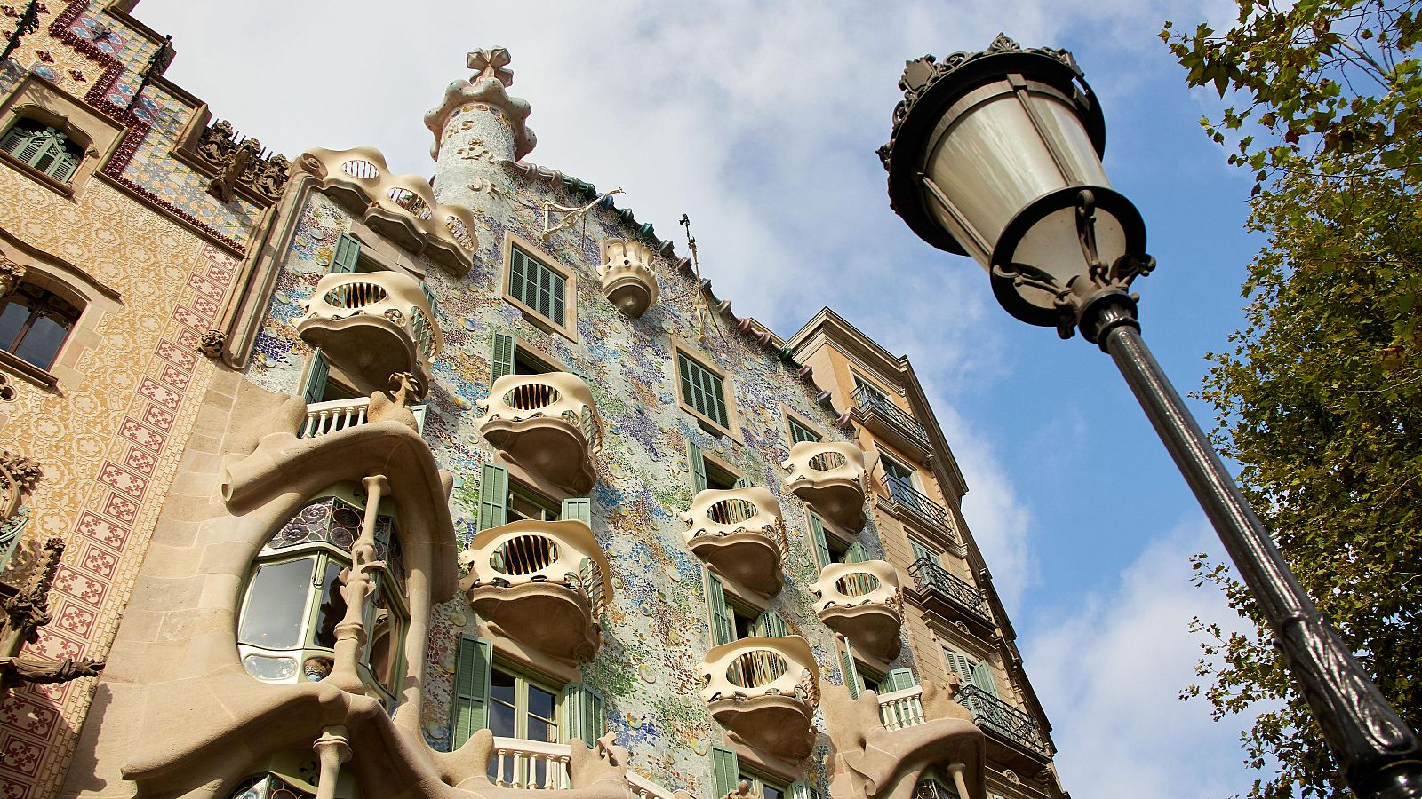 La restauración de la Casa Batlló, un proceso lleno de grandes hallazgos | Ver