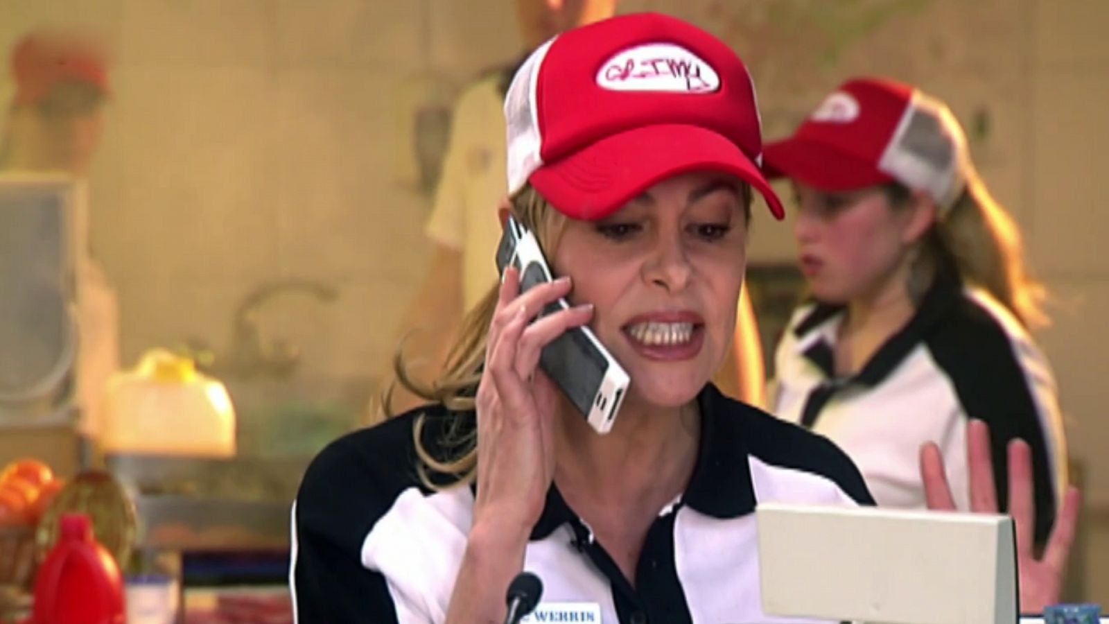 Ana y los siete - Temporada 5 -  Episodio 4: Rebelión a bordo - Ver ahora