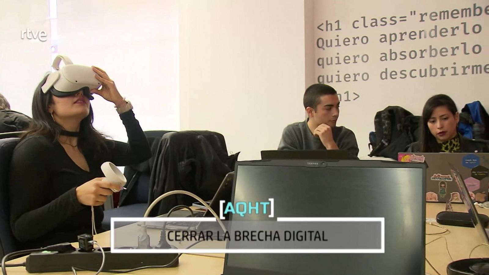 Cerrar la brecha digital - Aquí hay trabajo | Ver