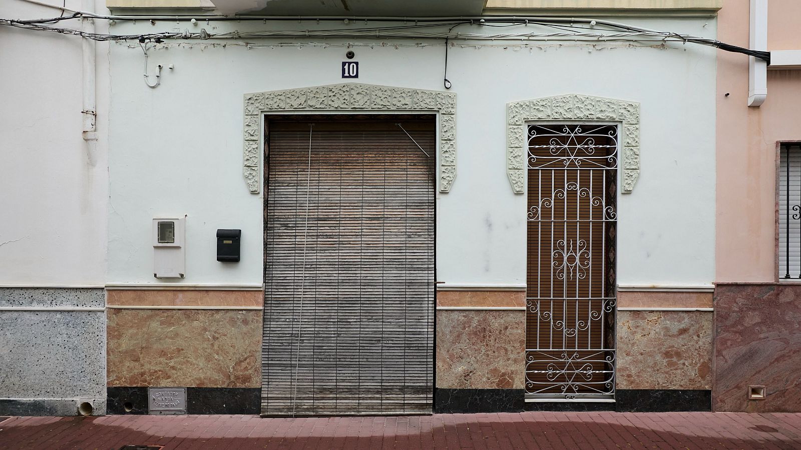 Investigan la muerte de una mujer de 66 años apuñalada en Valencia