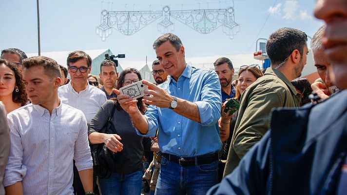 Sánchez aparece por sorpresa en Barcelona en un día de campaña marcado por el 1 de mayo