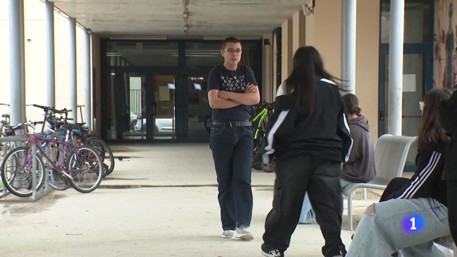 Despertar consciències contra l'assetjament escolar - L'Informatiu | Veure