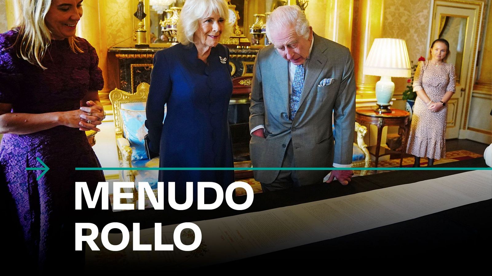 El rey Carlos III y la reina Camila recibe el rollo de su coronación