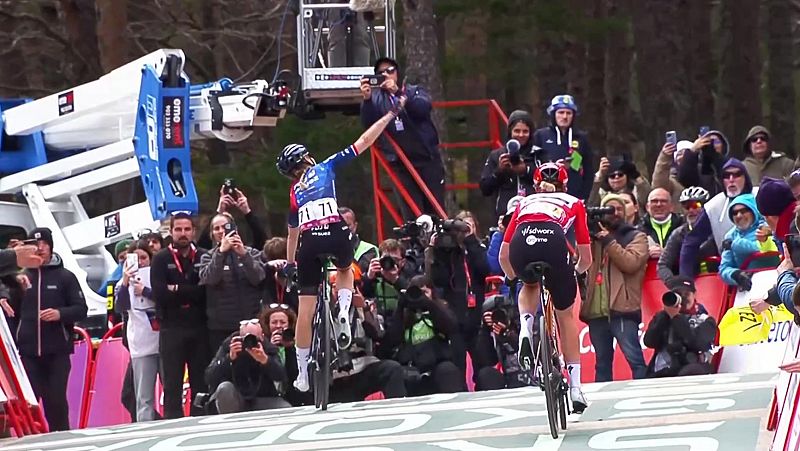 Final 6ª etapa Vuelta España femenina: el ataque de Muzic que pudo con Vollering | Ver