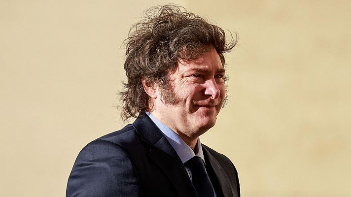 Fin de semana 24h - Milei rechaza las declaraciones de Puente en las que se acusa de "ingerir sustancias"