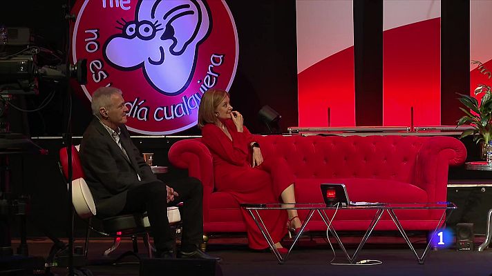 Telediario Fin de Semana - No es un día cualquiera emite su programa 2001