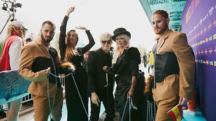 Eurovisión - Nebulossa en la Alfombra Turquesa de Eurovisión 2024