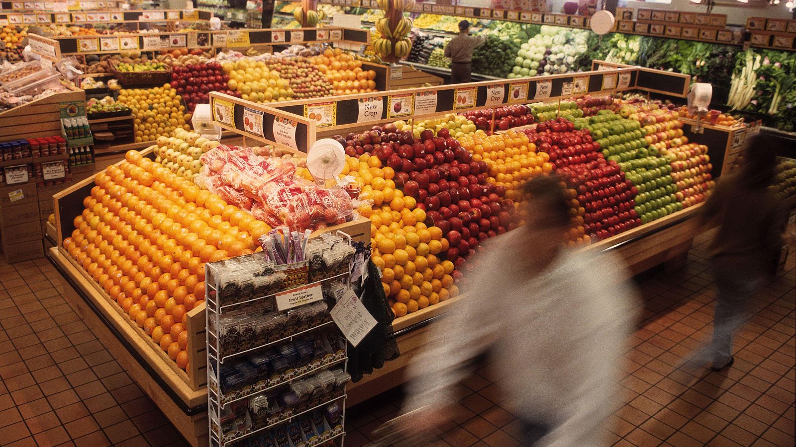 La cesta de la compra cuenta cada vez con más alimentos frescos