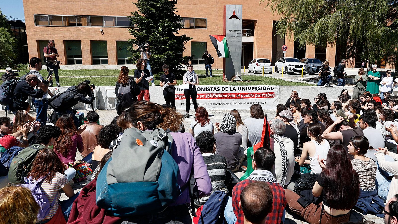 Se multiplican las protestas en universidades a favor de palestina