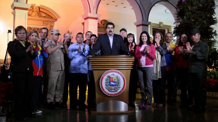 Telediario 1 - Maduro se muestra convencido de que Chávez se recuperará y la revolución seguirá "por los siglos de los siglos"