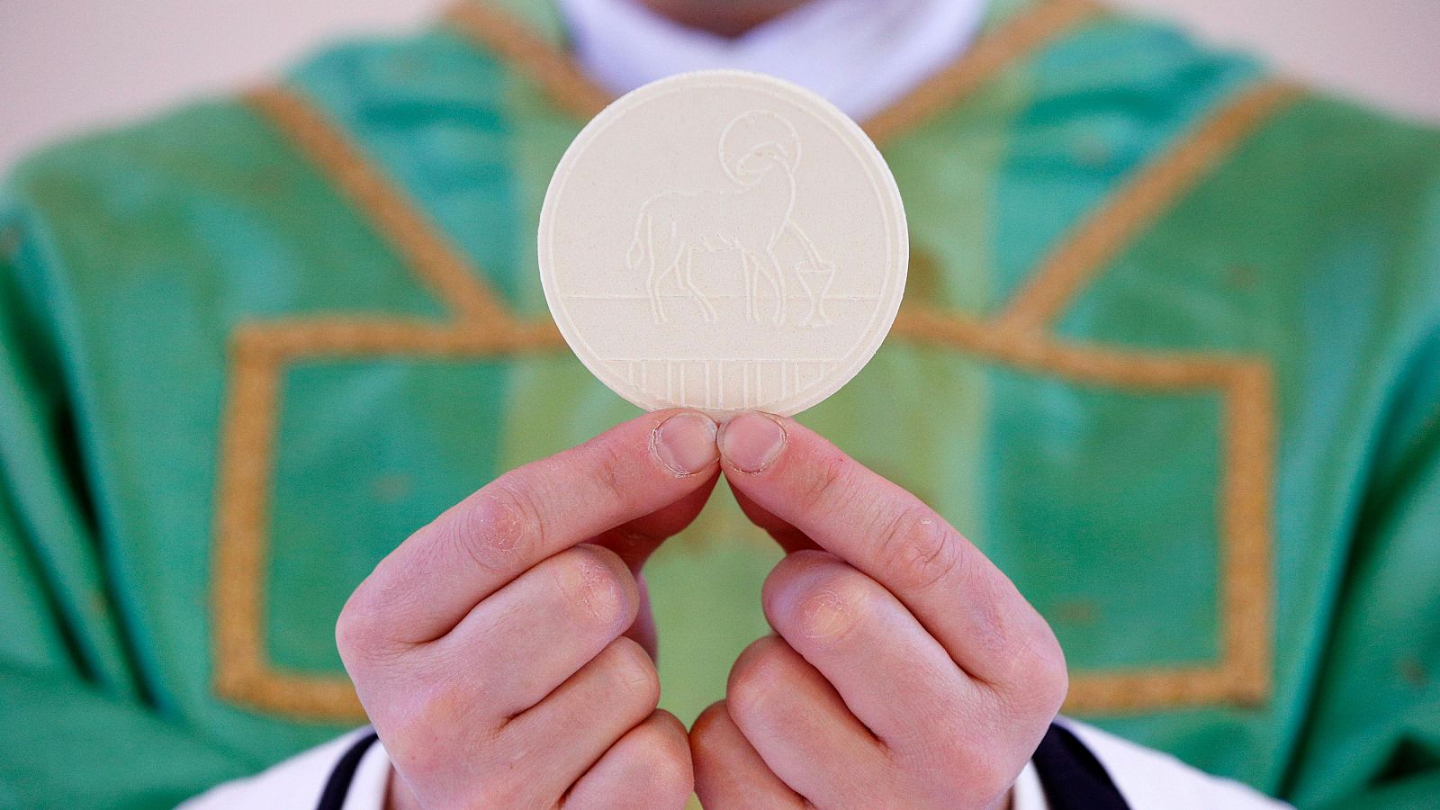 Las comuniones, cada vez más numerosas | Ver