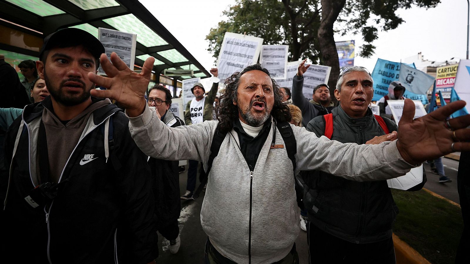 Falta de medicamentos para pacientes tras los recortes de Milei