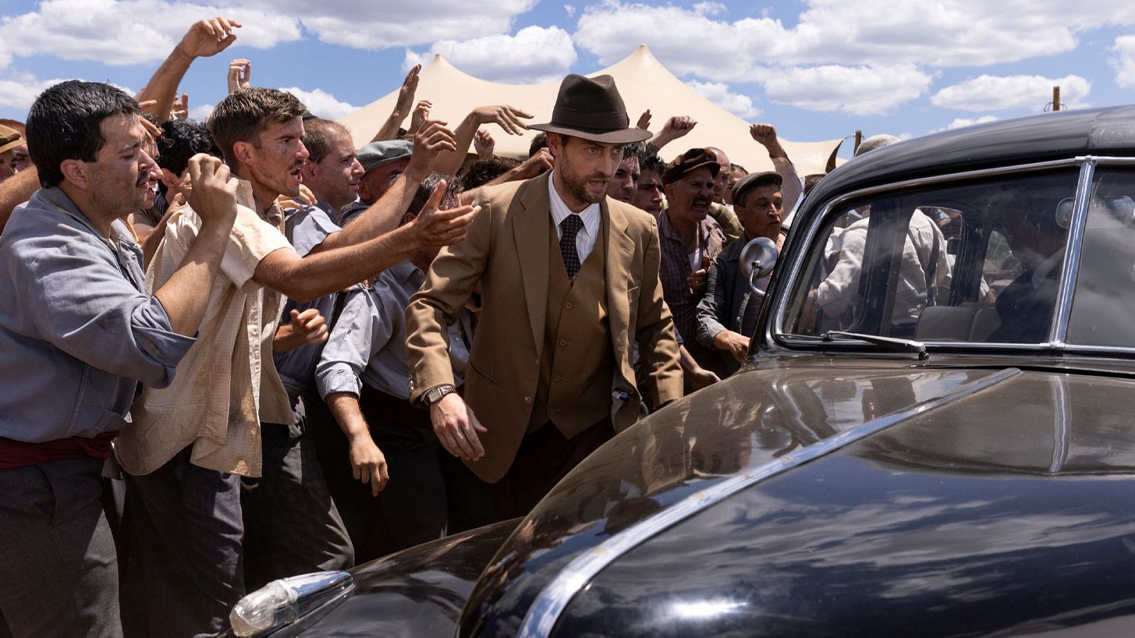 Operación barrio inglés - Episodio 6: ¿De qué lado estás? - Ver ahora