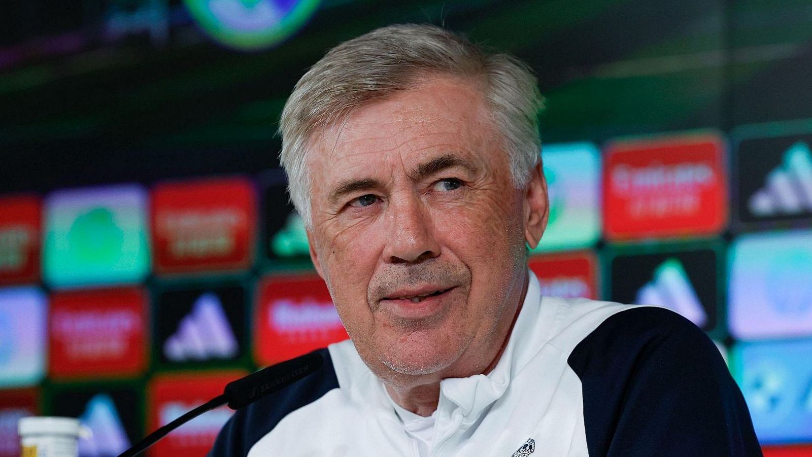 Ancelotti cree que "Vinícius está cerca de ganar el Balón de Oro"