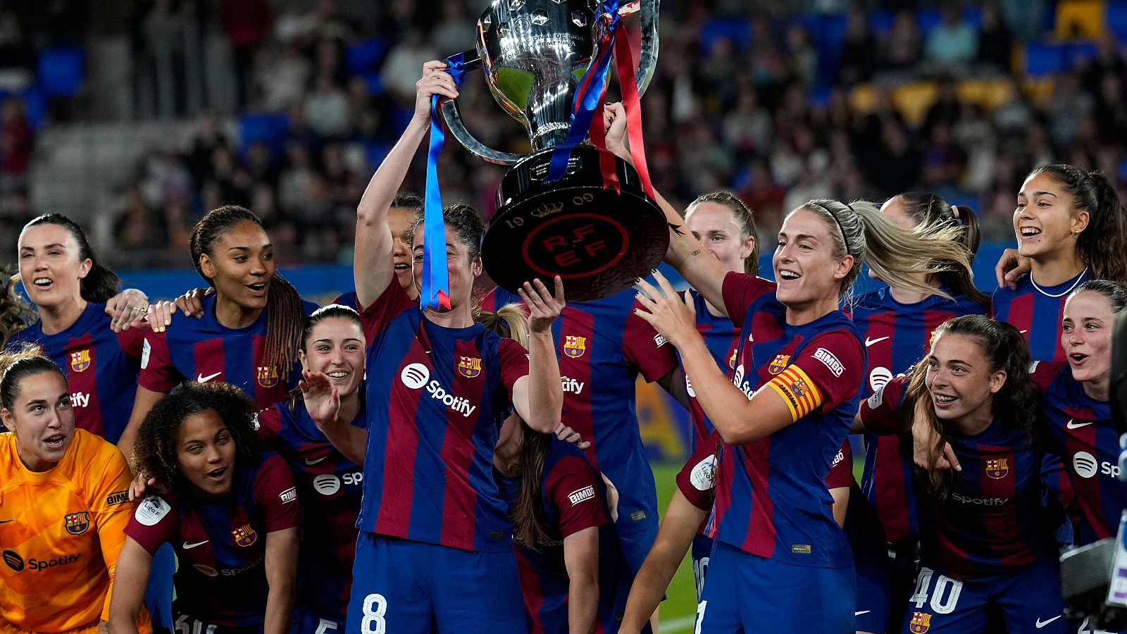 Las jugadoras del Barcelona piden apoyo en busca del 'póker'