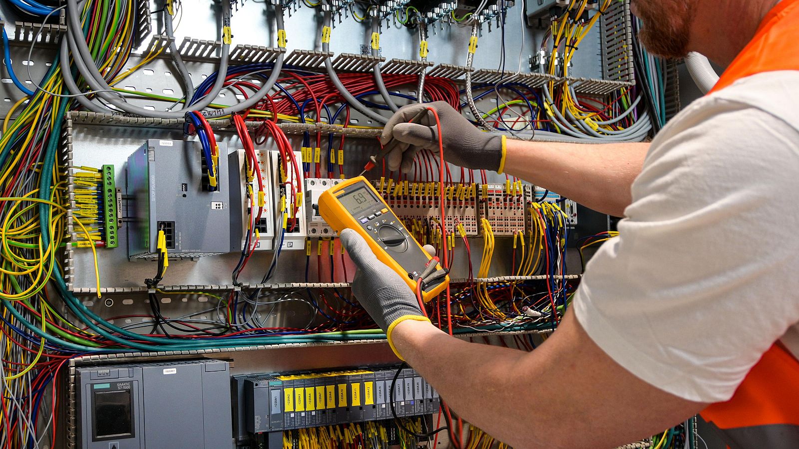 A tres de cada cuatro empresas les cuesta encontrar mano de obra | Ver