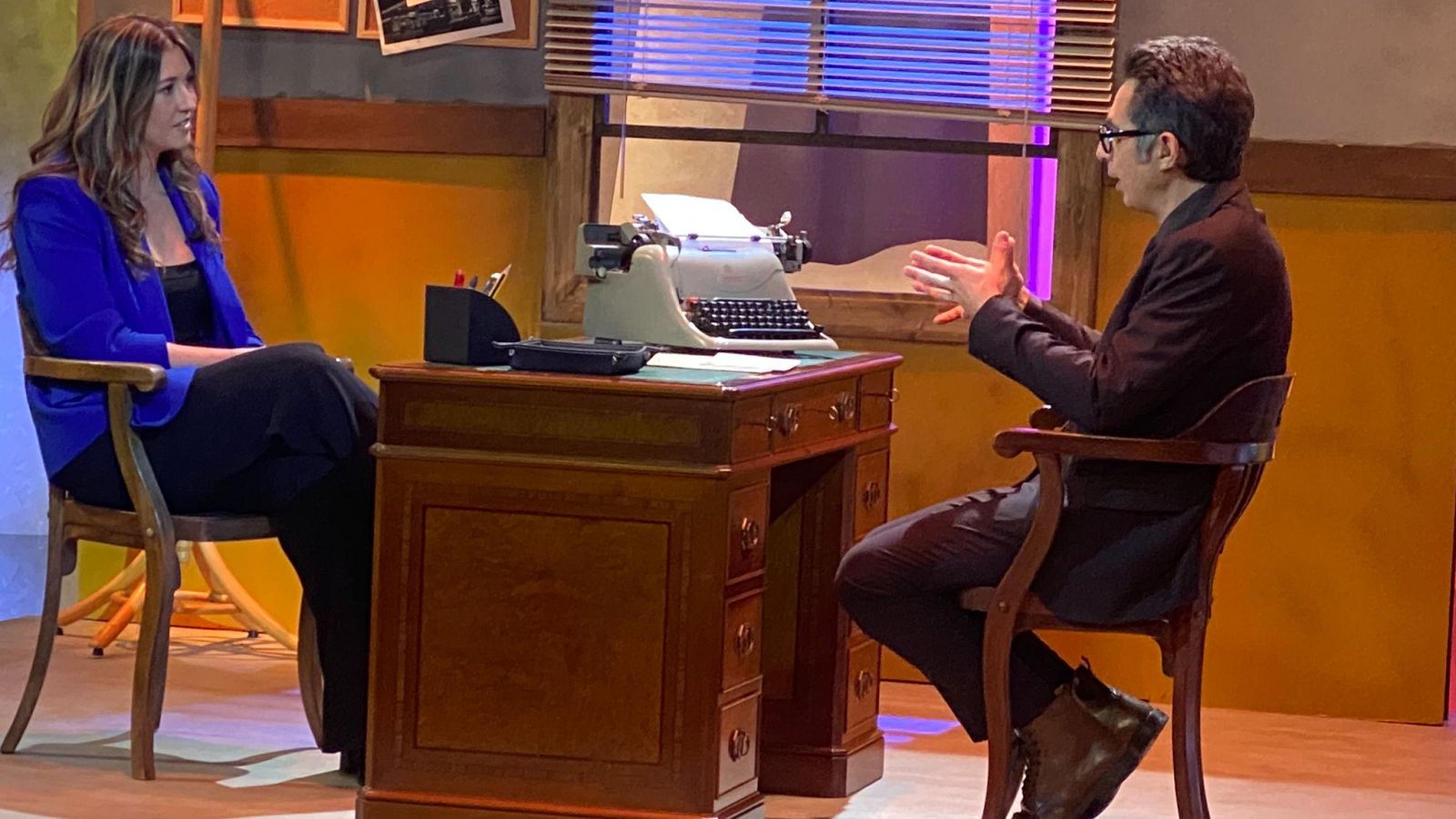 Infieles. Berto Romero habla con la detective Alexandra Oliver - Ovejas eléctricas | Ver