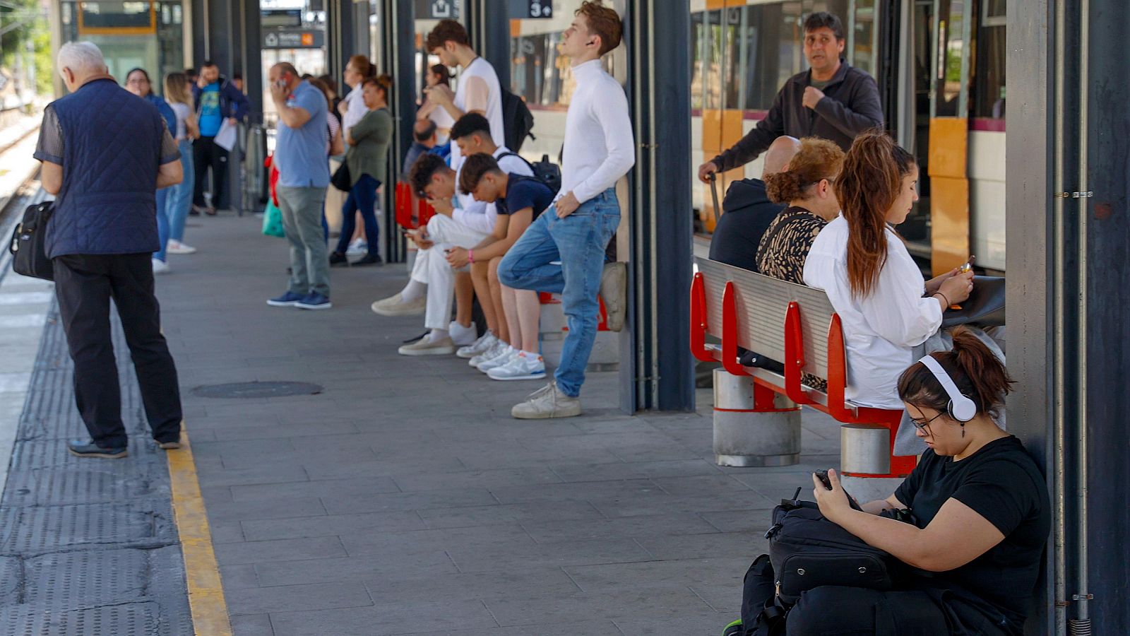 Nuevo robo de cable y continúan los problemas en el Rodalies