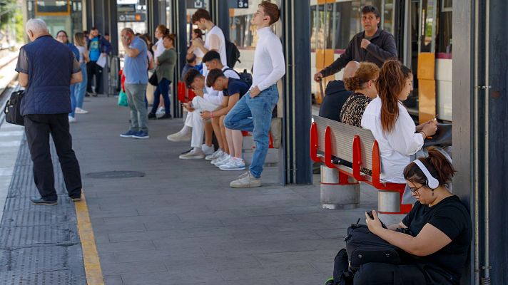 Nuevo robo de cable y continúan los problemas en el Rodalies de Cataluña