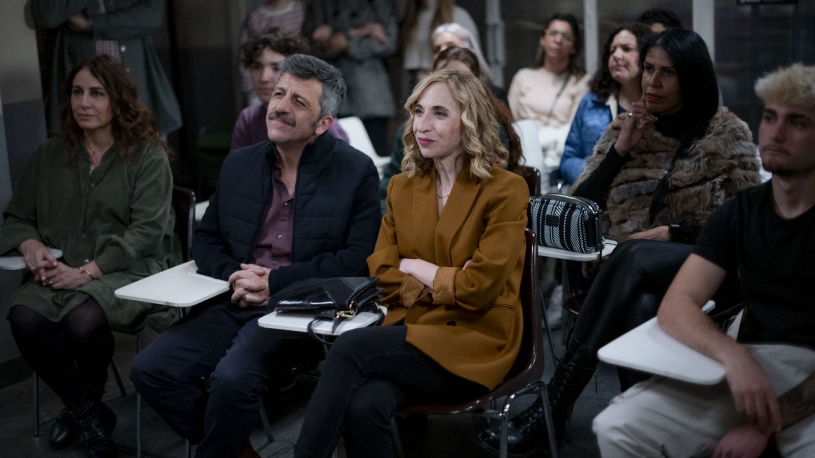 4 estrellas - Temporada 3 - Episodio 201: Decisiones arriesgadas - Ver ahora