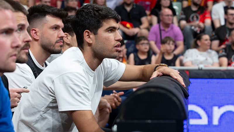 Alcaraz reaparece con vistas a Roland Garros | Ver