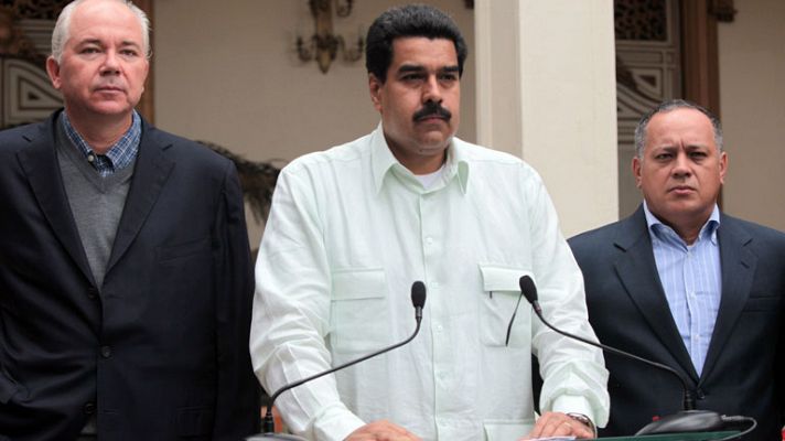 Telediario 1 - Hugo Chávez ha sido operado