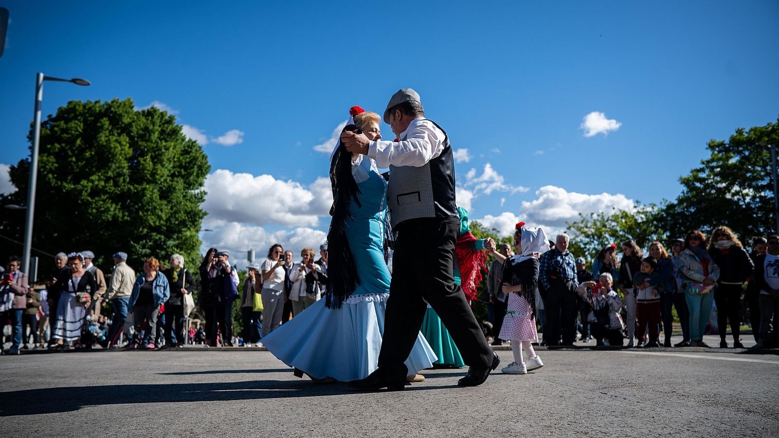 San Isidro, una tradición madrileña que suele resistirse a los más jóvenes