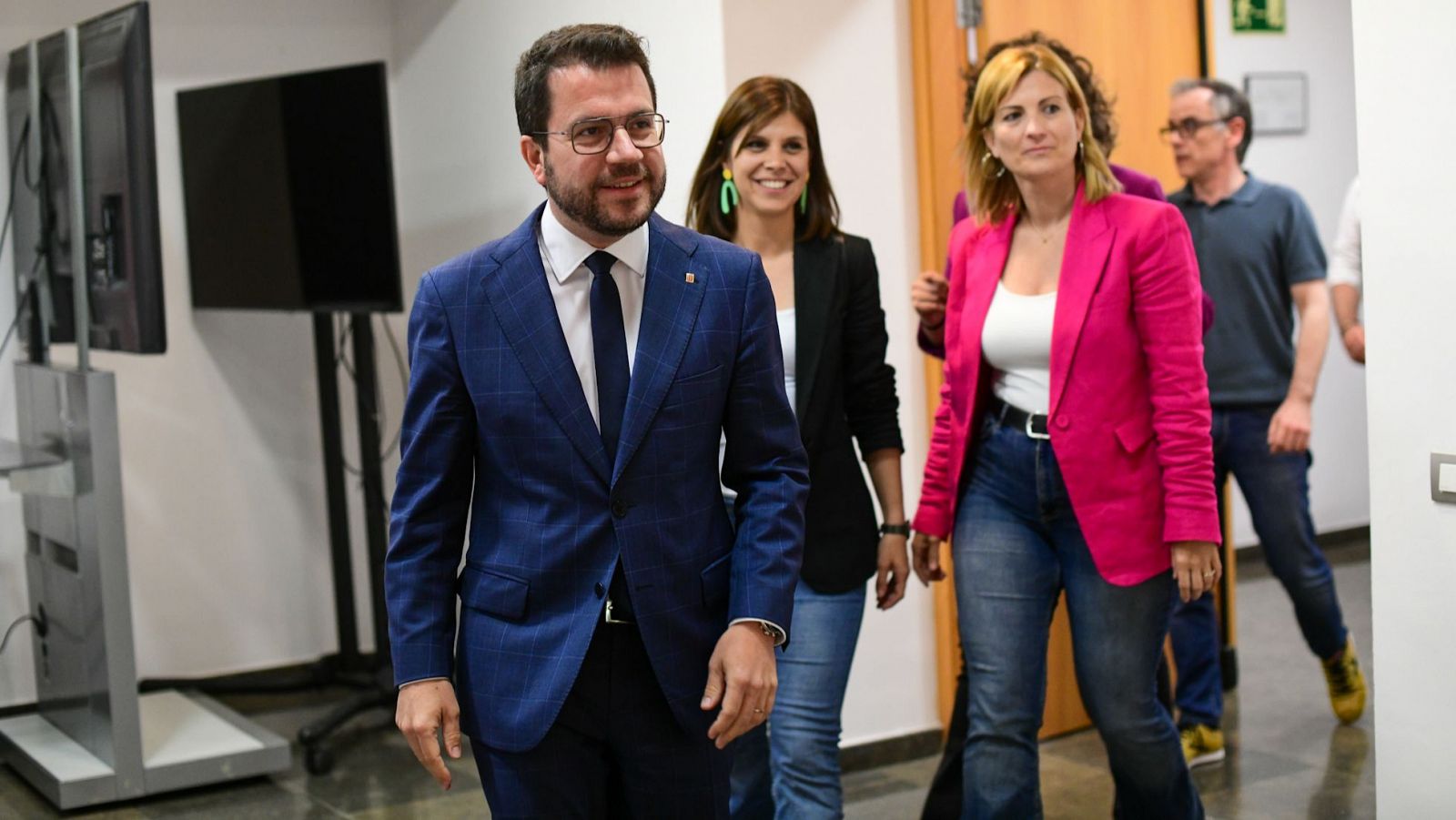 Esquerra Republicana sigue sin definir su posición en la investidura - Telediario 1 | Ver