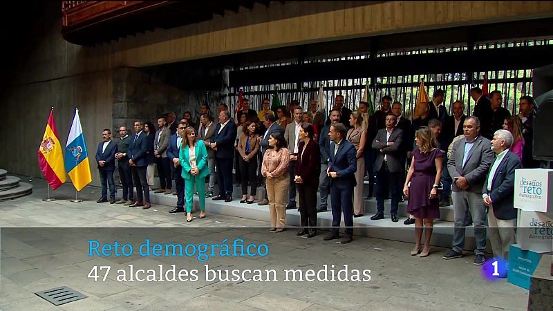 Son los alcaldes de 47 de los 88 municipios de Canarias.