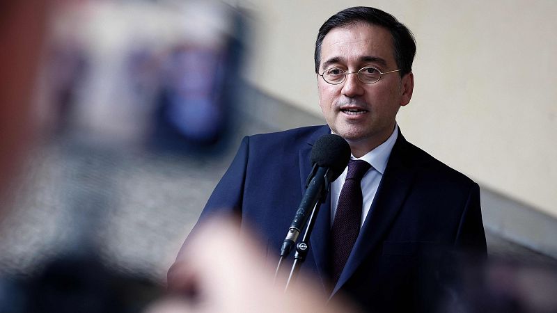 Entrevista a Albares: "Si hay un barco con armas a Israel, se le va a denegar la escala" - La hora de La 1 | Ver