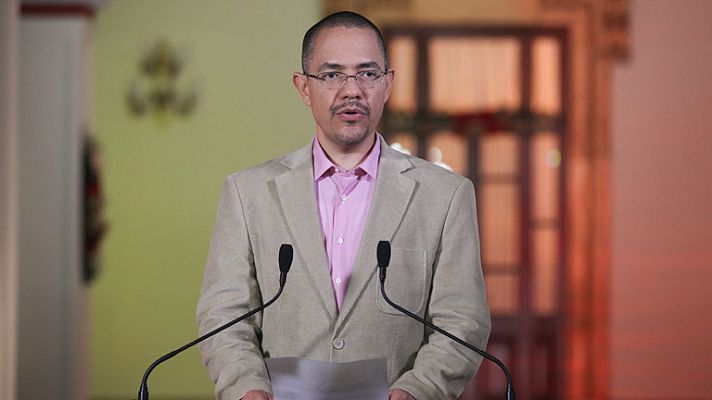 Telediario 1 - Chávez sigue "estable"