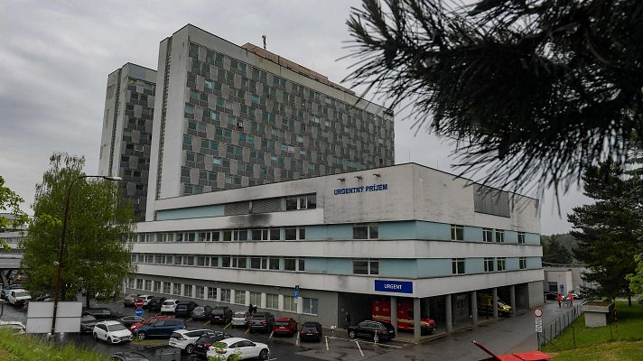 Telediario 1 - Operan de nuevo a Robert Fico, que continúa estable pero "muy grave"