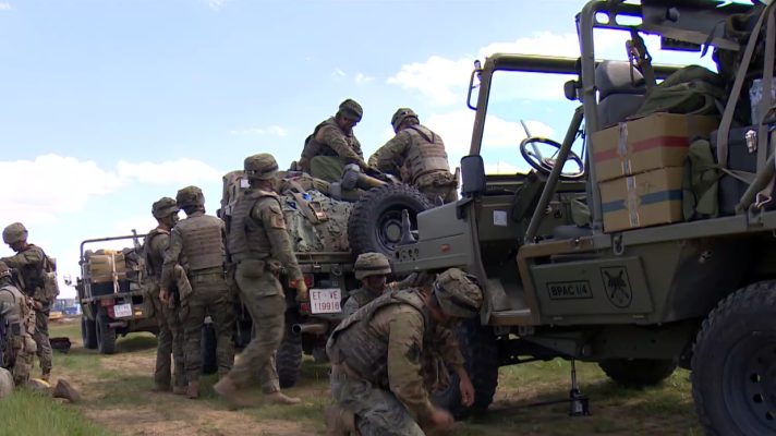 Telediario 2 - La OTAN lleva a cabo tácticas de disuasión en Rumanía para persuadir a Rusia