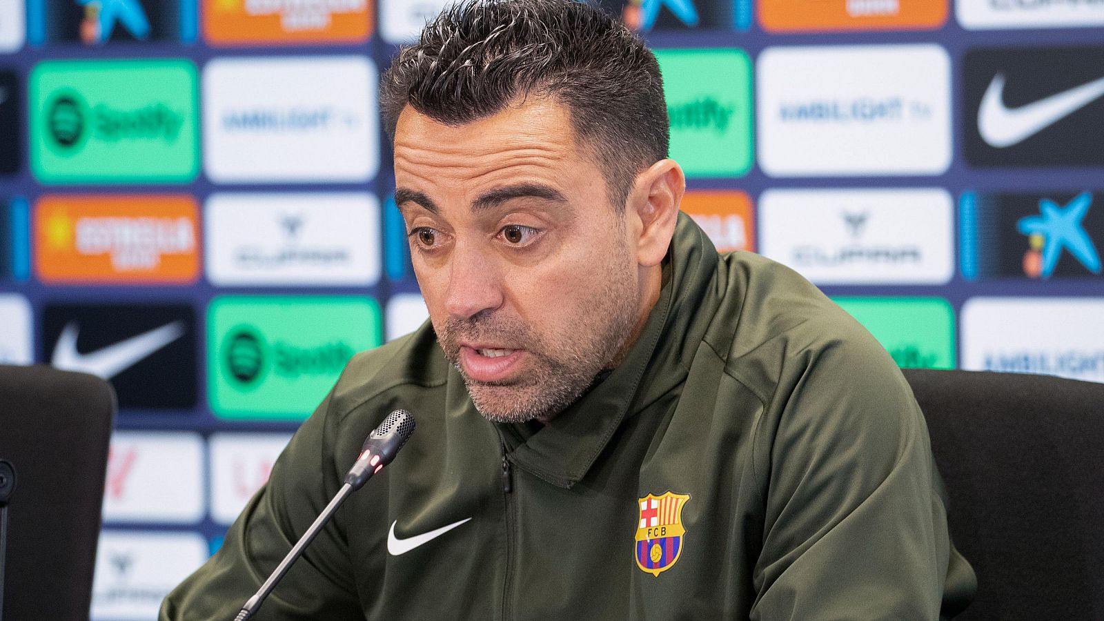 Xavi: "La confianza del presidente está intacta"