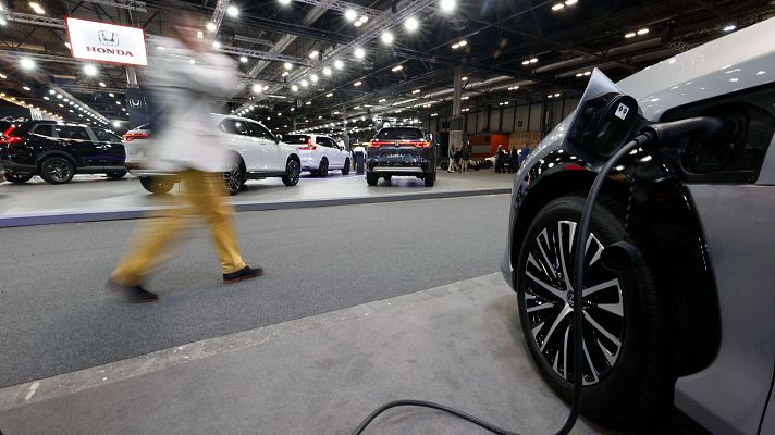 Telediario 1 - El salón del automóvil vuelve a la capital seis años después bajo el nombre 'Madrid Car Experience'