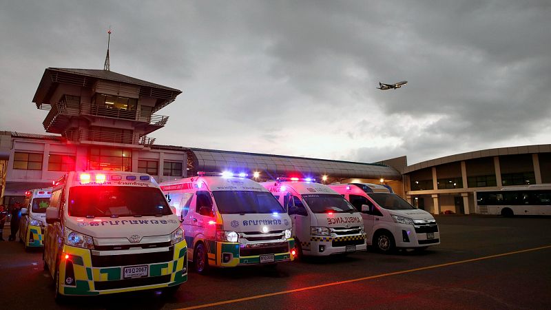 Veinte pasajeros del vuelo de Singapore Airlines están en la UCI en dos hospitales de Bangkok