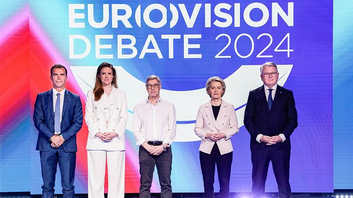 Telediario 2 - Von der Leyen debate con otros candidatos en Bruselas no excluye de los pactos a la ultraderecha