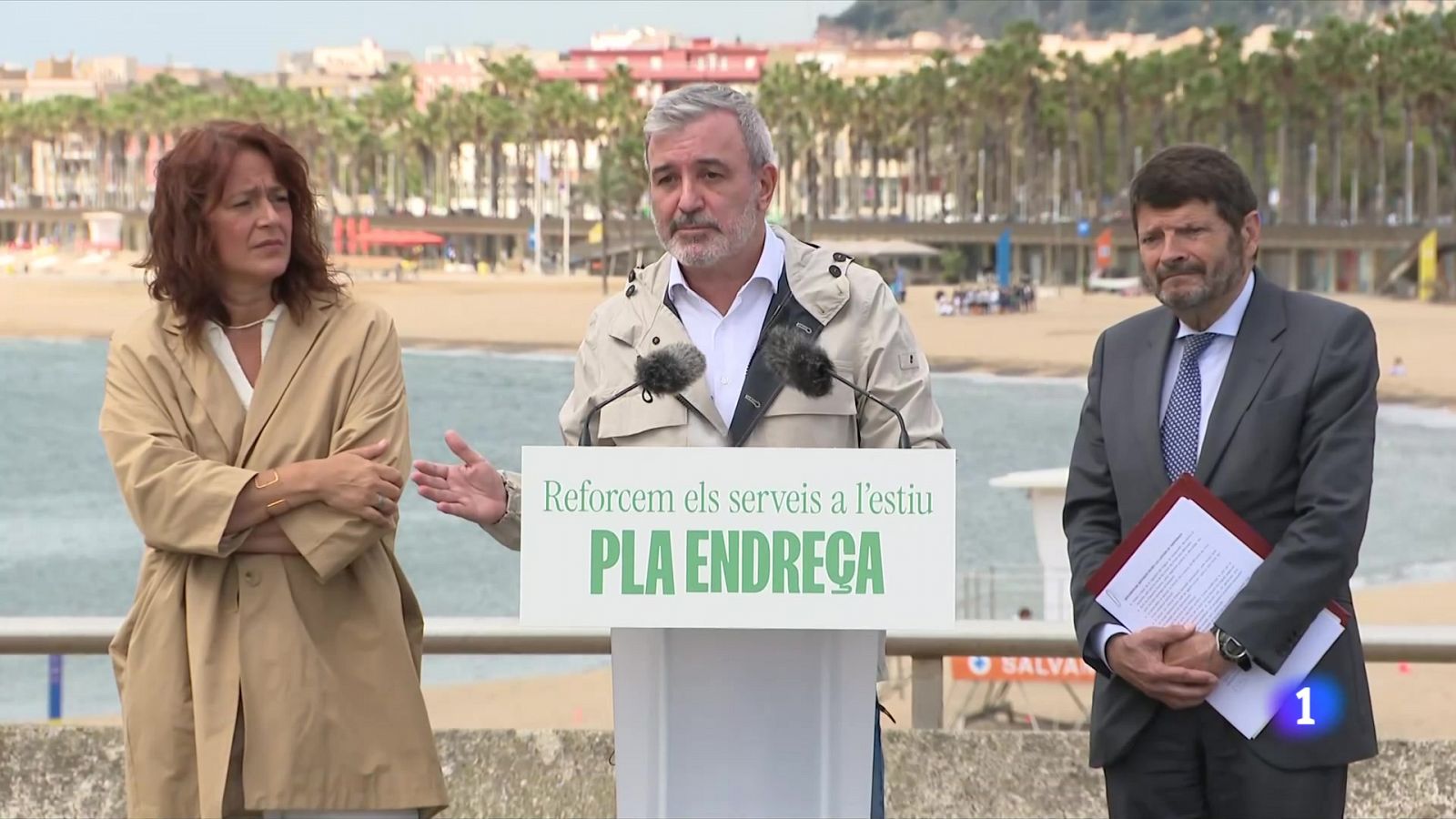 Collboni vol limitar el nombre de creueristes a Barcelona - L'Informatiu | Veure