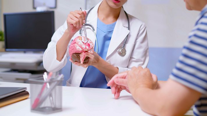 Telediario 1 - Los especialistas piden más unidades específicas para tratar la epilepsia