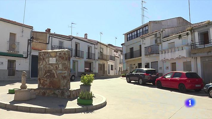 Pescueza, un pueblo convertido en hogar para los mayores