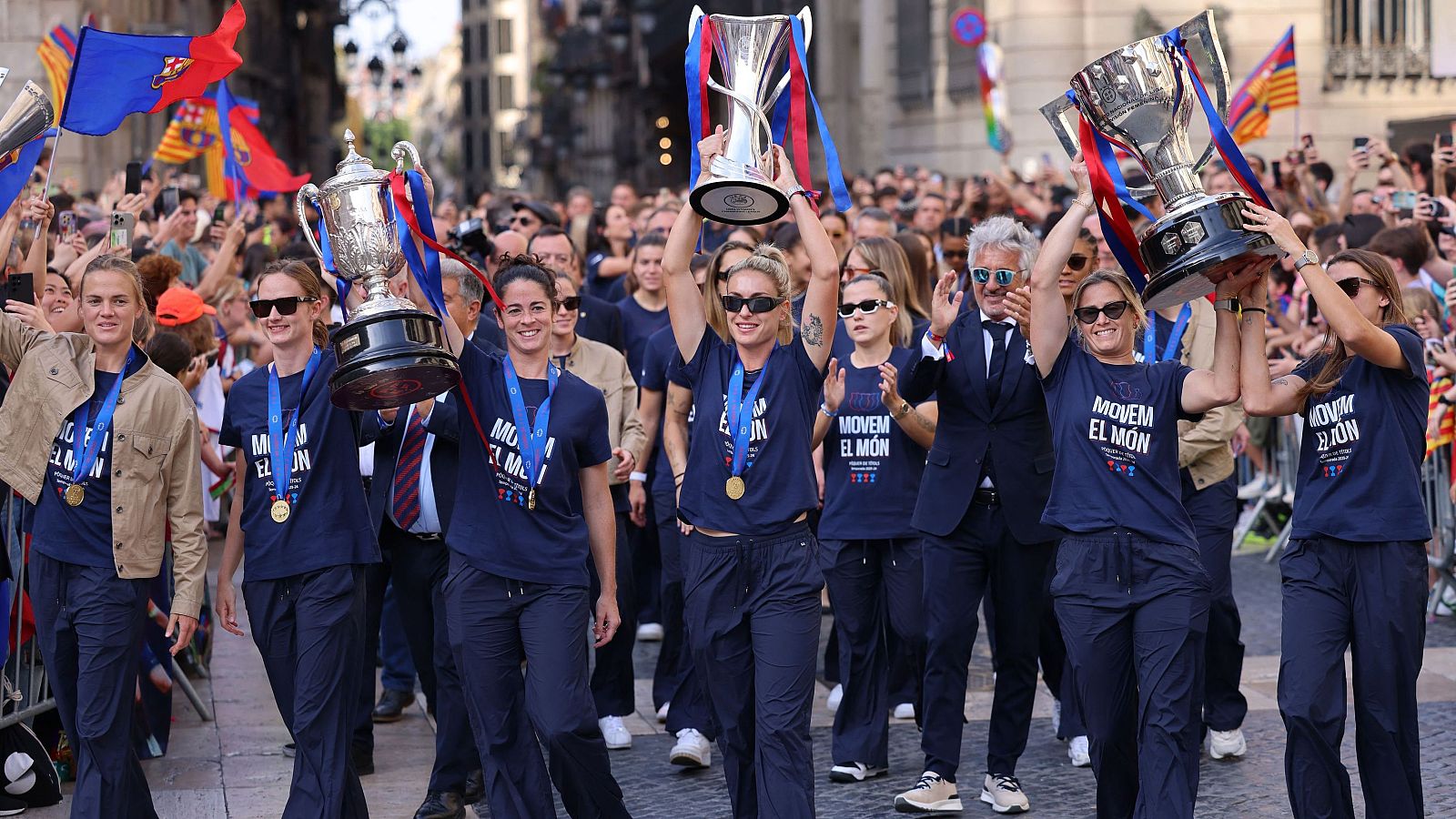 Mejores momentos de la celebración de la Champions femenina del Barça - Champions League | Ver