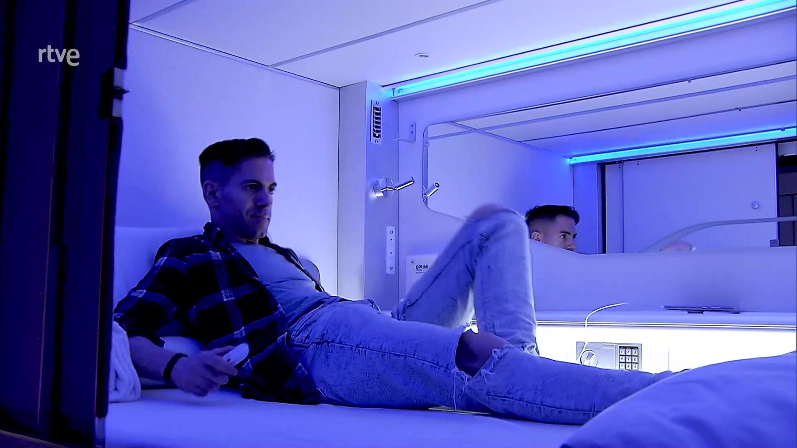 Turismo single - Aquí hay trabajo | Ver