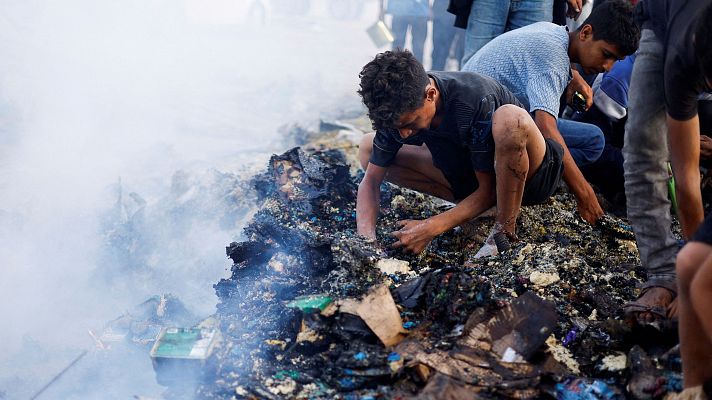 Un ataque israelí sobre un campamento de desplazados en Ráfah deja 45 muertos