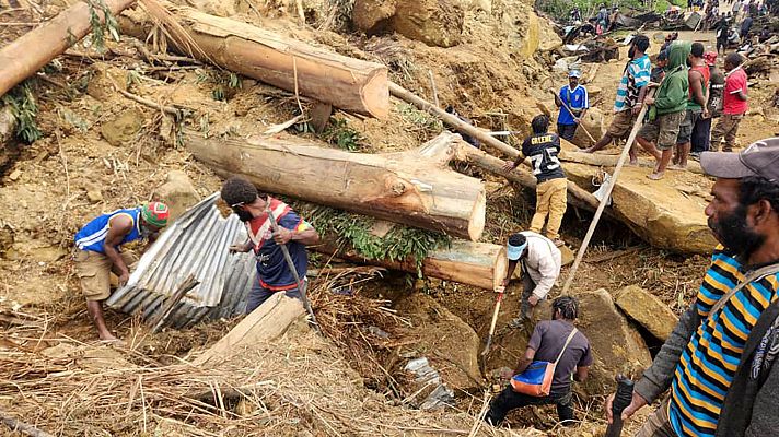 Las autoridades cifran en cerca de 2.000 sepultados en la avalancha de Papúa Nueva Guinea