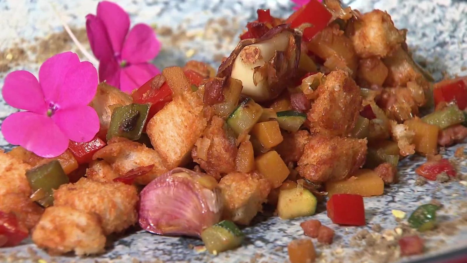 Receta con pan duro: migas al hortelano - Saber vivir | Ver