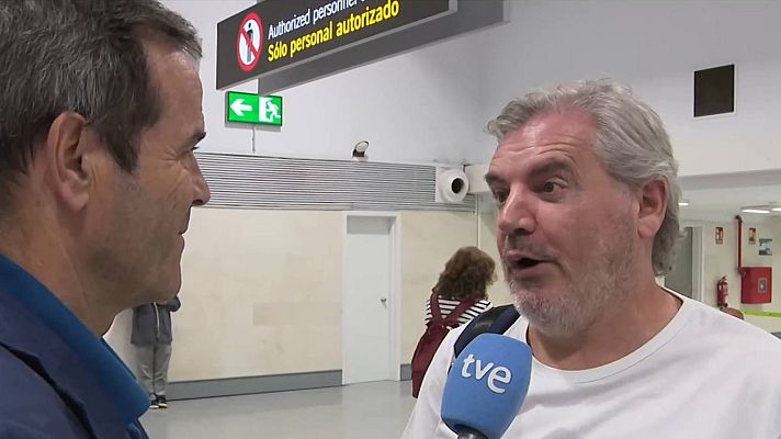 Telediario Matinal - Una avería en el avión del Cádiz aplaza el homenaje a 'Magico' González en El Salvador