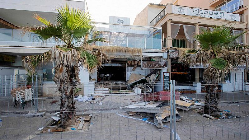 La terraza del Medusa Beach no tenía licencia de actividad | Ver