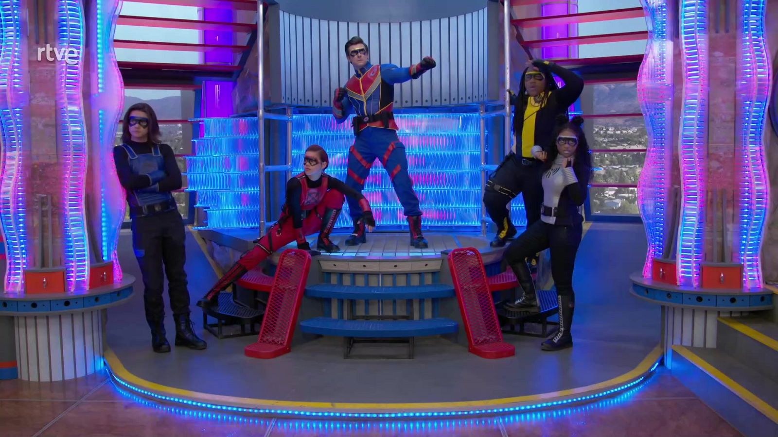 Los premios 'Súper' - Danger Force | Ver